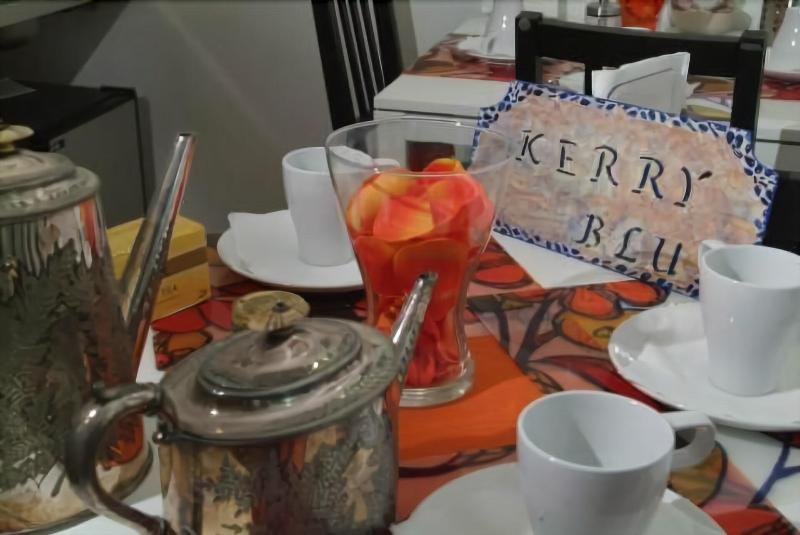 Kerry Blu B&B Бари Экстерьер фото